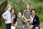 Apeldoorn 30 mei 2008
Prins Maurits Prinses Marilene en hun kinderen Prinses Anna Prins Lucas en Prinses Felicia  tijdens fotoshoot vanwege 10 jarig huwelijk in de apenheul.