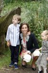 Apeldoorn 30 mei 2008
Prins Maurits Prinses Marilene en hun kinderen Prinses Anna Prins Lucas en Prinses Felicia  tijdens fotoshoot vanwege 10 jarig huwelijk in de apenheul.