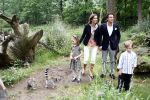 Apeldoorn 30 mei 2008
Prins Maurits Prinses Marilene en hun kinderen Prinses Anna Prins Lucas en Prinses Felicia  tijdens fotoshoot vanwege 10 jarig huwelijk in de apenheul.