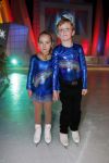 Hilversum 12 december 2007
Andre Hazes jr Didier Froger Christiaan Bauer Ghilaine Starreveld Nicky Vergeer en Sherilyn doen mee aan kinderen dansen op het ijs.