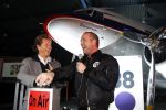 Schiphol Oost 2 november 2007
Gordon bij presentatie radio 538 met Jan Willem Bruggenwirth  en Kimberly Berkt en ......
Peter Smulders bv