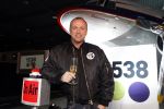 Schiphol Oost 2 november 2007
Gordon bij presentatie radio 538 met Jan Willem Bruggenwirth  en Kimberly Berkt en ......
