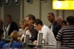 Schiphol 5 juli 2007
Gordon met zijn nieuwe vriend Edwin  en oa Ruud Gullit Christine Kroonenberg en Marc v d Linden op schiphol. Ze gaan de verjaardag van Gordon vieren op Mykanos.