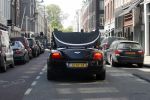 Amsterdam 24 april 2009
Gordon met zijn (ex) vriend Sander op de pc hooftstraat en in zijn bentley cabrio.
Peter Smulders bv