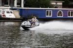 Amsterdam 30 september 2008
Persconferentie van de toppers Rene Froger Gordon en Gerard Joling ivm hun deelname aan het songfestival in het amstel hotel. toppers op jet ski's