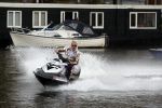 Amsterdam 30 september 2008
Persconferentie van de toppers Rene Froger Gordon en Gerard Joling ivm hun deelname aan het songfestival in het amstel hotel. toppers op jet ski's