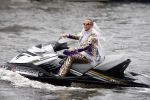 Amsterdam 30 september 2008
Persconferentie van de toppers Rene Froger Gordon en Gerard Joling ivm hun deelname aan het songfestival in het amstel hotel. toppers op jet ski's