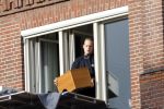 Amsterdam 4 december 2007
Guus Verstraeten en Simone Kleinsma verhuizen naar hun n ieuwe appartement.