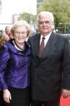Utrecht 28 april 2009
Pieter v Vollenhoven viert zijn 70e verjaardag in het Beatrix theater in Utrecht. hanja Maij Weggen met man Peter Maij
Peter Smulders bv