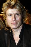 Bussum 25 februari 2008
Premiere Simone Kleinsma in het spant in bussum. hans Klok met vriend
Peter Smulders bv