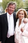 Utrecht 28 april 2009
Pieter v Vollenhoven viert zijn 70e verjaardag in het Beatrix theater in Utrecht. Els en Harry v Hoof