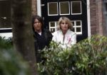 Laren 1 en 2 maart 2008
Sander Vahle heeft bij zijn vriendin Heleen Kolff geslapen en gaat daarna met haar naar zijn nieuwe huis kijken.
Peter Smulders bv