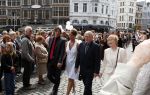Antwerpen 9 mei 2009
Helmut Lotti trouwt voor de 3e keer. Zijn vrouw heet Jelle van Riet. ouders helmut
Peter Smulders bv