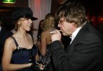 Uitgeest 19 januari 2009
Feest Henk Geels n Bobs saloon.Henk Westbroek met supersmoker
Peter Smulders bv