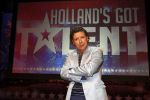 Hilversum26 maart 2008
Perspresentatie Holland's got talent in theater Gooiland met Gerard Joling Patricia Paay Viktor Brand en Henkjan Smits.
Peter Smulders bv