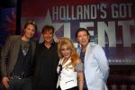 Hilversum26 maart 2008
Perspresentatie Holland's got talent in theater Gooiland met Gerard Joling Patricia Paay Viktor Brand en Henkjan Smits.
Peter Smulders bv