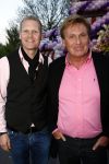 Amsterdam 27 april 2009
Feestje van Gerard Joling voor zijn 49e verjaardag bij cafe het Kalfje. Henny Huisman met zijn schoonzoon Frank La croix