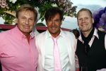Amsterdam 27 april 2009
Feestje van Gerard Joling voor zijn 49e verjaardag bij cafe het Kalfje. Henny Huisman met zijn schoonzoon Frank La croix