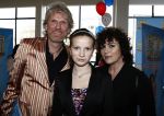 Tilburg 25 januari 2009
Premiere High school musical in schouwburg Tilburg. Henriette Tol met man en dochter
Peter Smulders bv