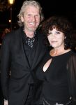 Amsterdam 26 oktober 2007
Uitreiking televizierring 2007 in carre. Henriette Tol met man