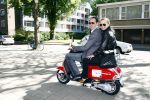 Amsterdam 12 mei 2009
Het blad Grazia organiseert samen met vespa scooters een leuke rally door amsterdam heen. Tobias Ebbinge en Hilmar Mulder
Peter Smulders bv