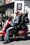Amsterdam 12 mei 2009
Het blad Grazia organiseert samen met vespa scooters een leuke rally door amsterdam heen. Tobias Ebbinge en Hilmar Mulder
Peter Smulders bv