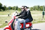 Amsterdam 12 mei 2009
Het blad Grazia organiseert samen met vespa scooters een leuke rally door amsterdam heen. Horrace Cohen met zijn vriendin
Peter Smulders bv