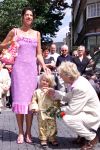 Den Bosch 29 juni 2001
 Albert Verlinden en Onno Hoes trouwen.

Isa Hoes en Antonie Kamerling en hun zoontje Merlijn.