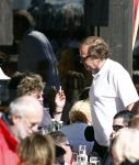 Lech 26 februari 2008
Ivo Niehe en zijn vrouw op terras van hun hotel tijdens hun skivakantie.
Peter Smulders bv