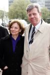 Utrecht 28 april 2009
Pieter v Vollenhoven viert zijn 70e verjaardag in het Beatrix theater in Utrecht. Ivo Opstelten met zijn vrouw
Peter Smulders bv