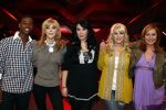 Hilversum 4 mei 2009
De 3 finalisten van x factor Lisa Rachel en Jamal met hun coaches Stacey Rookhuizen en Angela Groothuizen.
Peter Smulders bv
