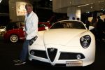 Amsterdam 31 maart 2009
Openingsavond van de auto Rai. Jan des Bouvrie met zijn exclusieve Alfa Romeo
Peter Smulders bv