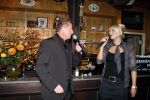 Volendam 25 oktober 2007
Presentatie cd Jan Keizer bij smit Dokkum. Jan met zijn dochter