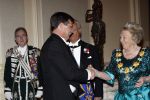 Den Haag 22 april 2009
Diner met de koninklijke familie van zweden en nederland. Aanwezig waren Prinses Maxima Koningin Beatrix Prins Willem Alexander Prinses Margriet Koning Carl Gustav en Koningin Silvia.. Jan Peter Balkenende
Peter Smulders bv