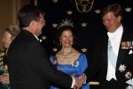 Den Haag 22 april 2009
Diner met de koninklijke familie van zweden en nederland. Aanwezig waren Prinses Maxima Koningin Beatrix Prins Willem Alexander Prinses Margriet Koning Carl Gustav en Koningin Silvia.. Jan Peter Balkenende
Peter Smulders bv