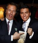 Hilversum 5 maart 2009
Uitreiking gouden buma harpen in studi 21. Jan Smit en Andre Rieu Yolanthe Cabau v Kasbergen presenteert het programma   
Peter Smulders bv