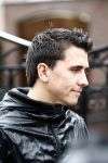Volendam 19 mei 2009
Vandaag werd bekend gemaakt dat Yolanthe Cabau v Kasbergen en Jan smit na 2 en een half jaar hun relatie hebben verbroken. Voor hun huis stond veel pers en fans.
Peter Smulders bv