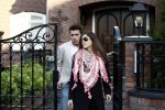 Volendam 19 mei 2009
Vandaag werd bekend gemaakt dat Yolanthe Cabau v Kasbergen en Jan smit na 2 en een half jaar hun relatie hebben verbroken. Voor hun huis stond veel pers en fans.
Peter Smulders bv