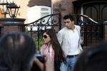 Volendam 19 mei 2009
Vandaag werd bekend gemaakt dat Yolanthe Cabau v Kasbergen en Jan smit na 2 en een half jaar hun relatie hebben verbroken. Voor hun huis stond veel pers en fans.
Peter Smulders bv