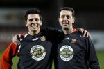 Volendam 24 maart 2009
Artiesten volendam waaronder Jan Smit en Simon Keizer voetballen in het stadion van Volendam tegen oa Mental Theo nabuurs Grad Damen en Rashid. Dick Jol is de scheidsrechter. Uiteindelijk wint brabant met 2-4. jan met zijn vader Ruud
Peter Smulders bv