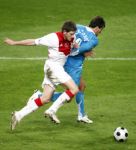 Amsterdam, 30 Januari 2008 Kompetitiewedstrijd AJAX-PSV, eindstand 0-2
Seizoen 2007/2008
Jan Vertonghen in duel met Danco Lazovic
