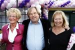 Amsterdam 27 april 2009
Feestje van Gerard Joling voor zijn 49e verjaardag bij cafe het Kalfje.Jan v Doorn met vrouw en de moeder van Gerard
Peter Smulders bv