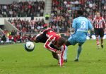 Eindhoven, 13 April 2008 Kampioenswedstrijd PSV-FC Twente, eindstand 1-1 Seizoen 2007/2008. PSV daardoor nog niet kampioen.
Jefferson Farfan in duel met Edson Braafheid