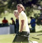 Faro 5 mei 2008
Linda de Mol Julian Noah en Jeroen Rietbergen aan het golfen tijdens hun vakantie op vale do lobo.
Peter Smulders bv