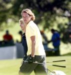 Faro 5 mei 2008
Linda de Mol Julian Noah en Jeroen Rietbergen aan het golfen tijdens hun vakantie op vale do lobo.
Peter Smulders bv