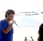 Curacao 31 december 2008
Sound check Jeroen v d Boom op Mambo Beach voor oudjaarsconcert.
Peter Smulders bv