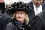 Amsterdam 4 mei 2009
Dodenherdenking op de dam met oa aanwezig Koningin Beatrix Prins Willem Alexander en prinses maxima. Jet Bussemaker
Peter Smulders bv