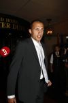 Noordwijk 3 juni 2008
Het Nederlands elftal vertrekt vanaf hotel huis ter Duin naar Schiphol voor het EK voetbal in Zwitserland en Oostenrijk.
John Heitinga met zijn vriendin