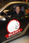 Amsterdam 15 januari 2008
John Heitinga  krijgt smart auto voor het goede doel.