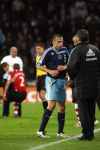 Eindhoven, 19 Maart 2008 Kompetitiewedstrijd PSV-AJAX, eindstand 0-0 
Seizoen 2007/2008
John Heitinga in gesprek met Adrie Koster